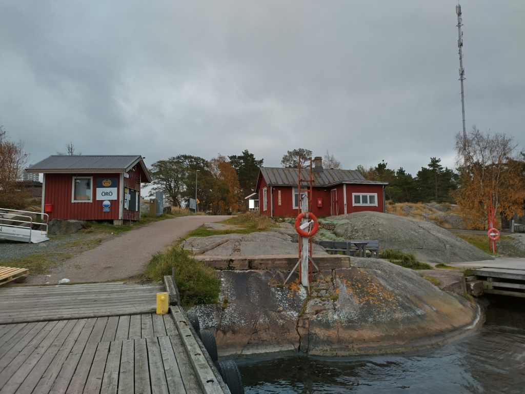 Örön saaren rakennuskantaa