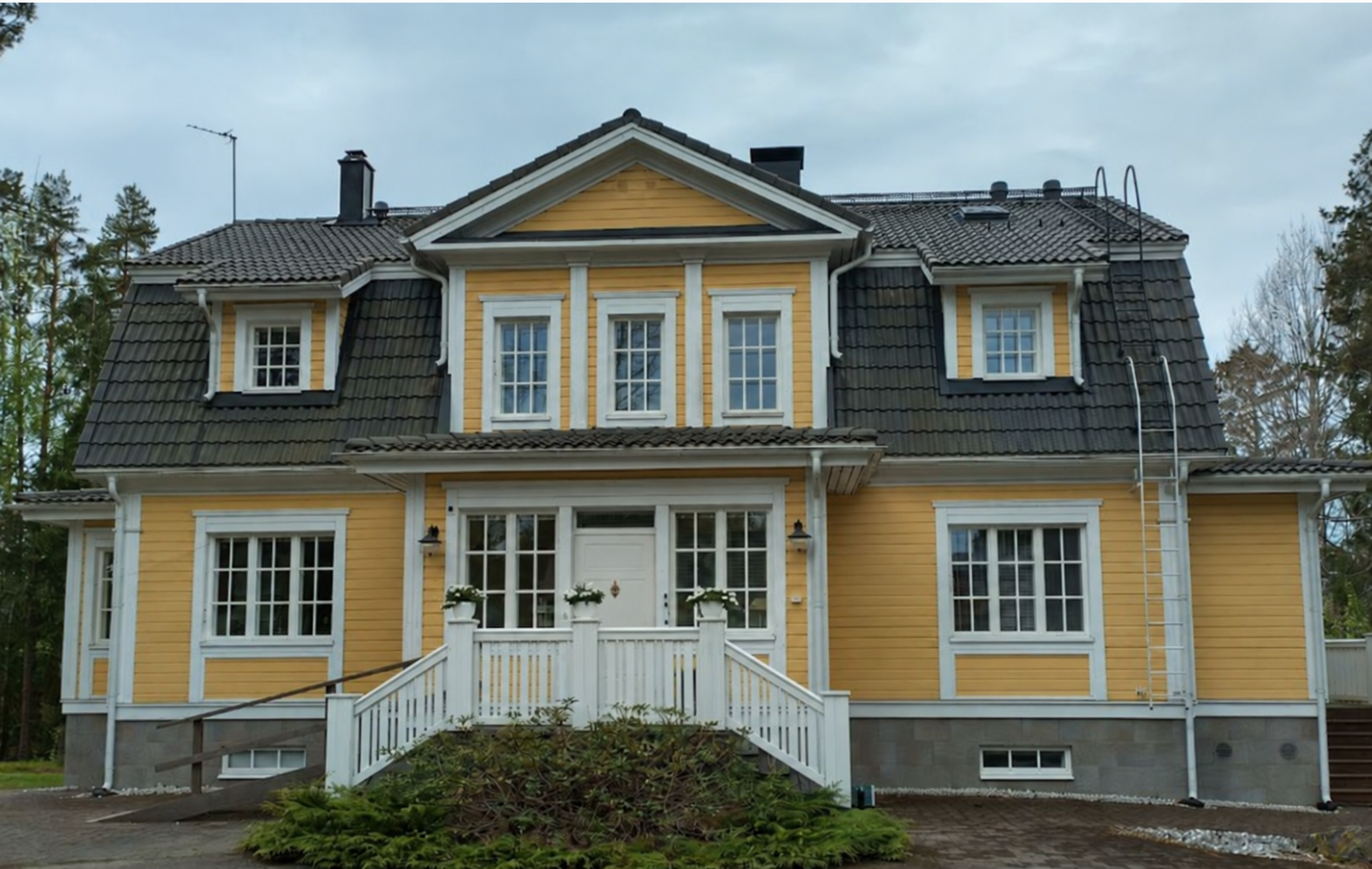 Omakotitalo asuntokaupan kuntotarkastuksessa